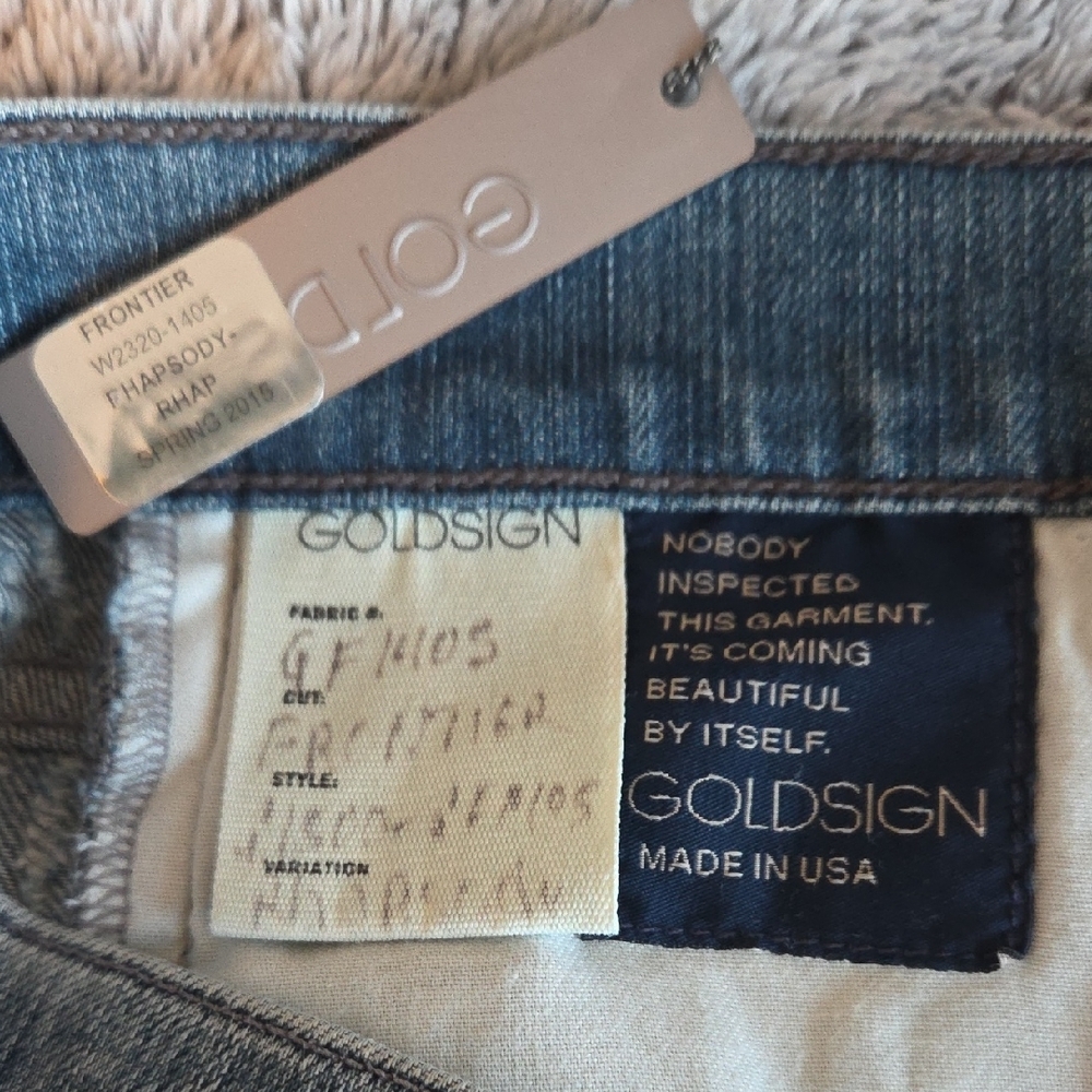 Goldsign Distressed Jeans - Sample - Picture 9 of 9
